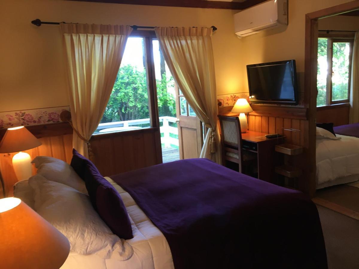 Merken Bed & Breakfast Вилярика Екстериор снимка