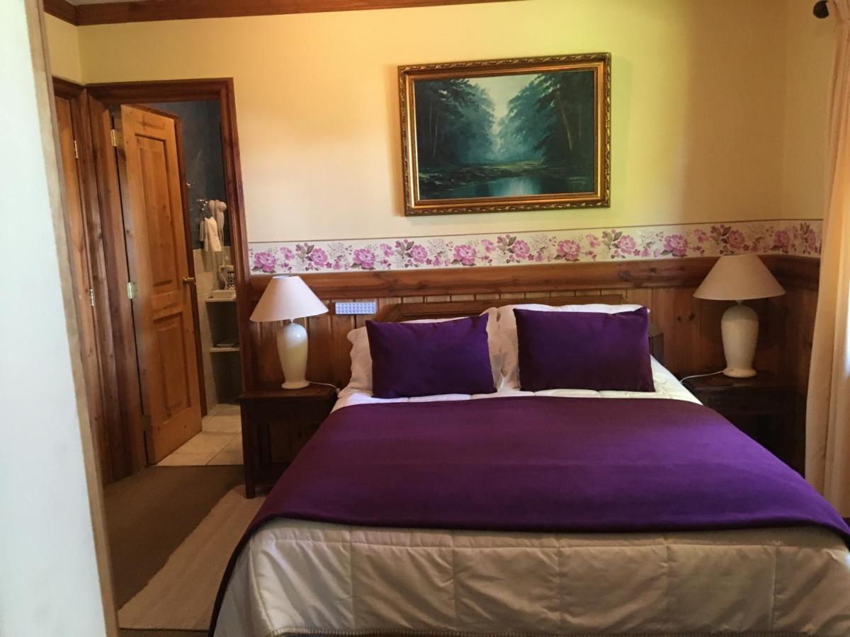 Merken Bed & Breakfast Вилярика Екстериор снимка