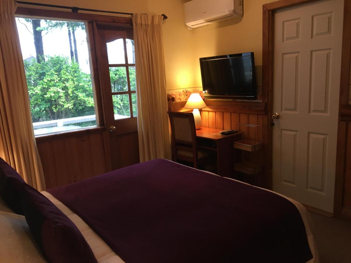 Merken Bed & Breakfast Вилярика Екстериор снимка