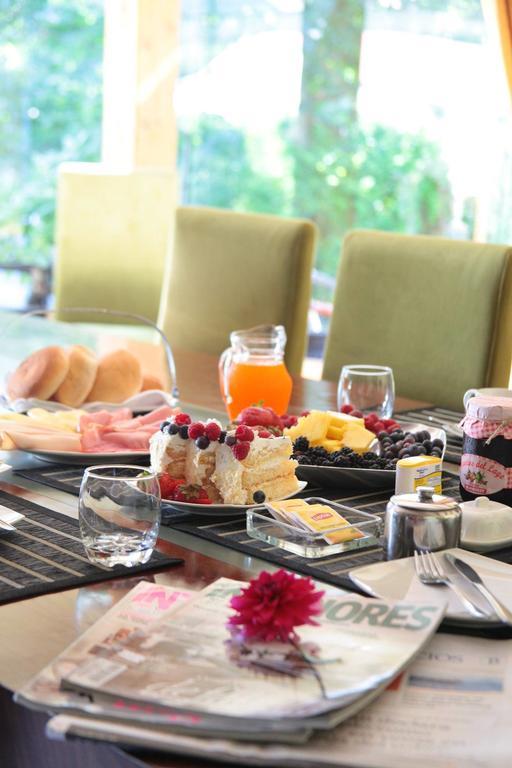 Merken Bed & Breakfast Вилярика Екстериор снимка